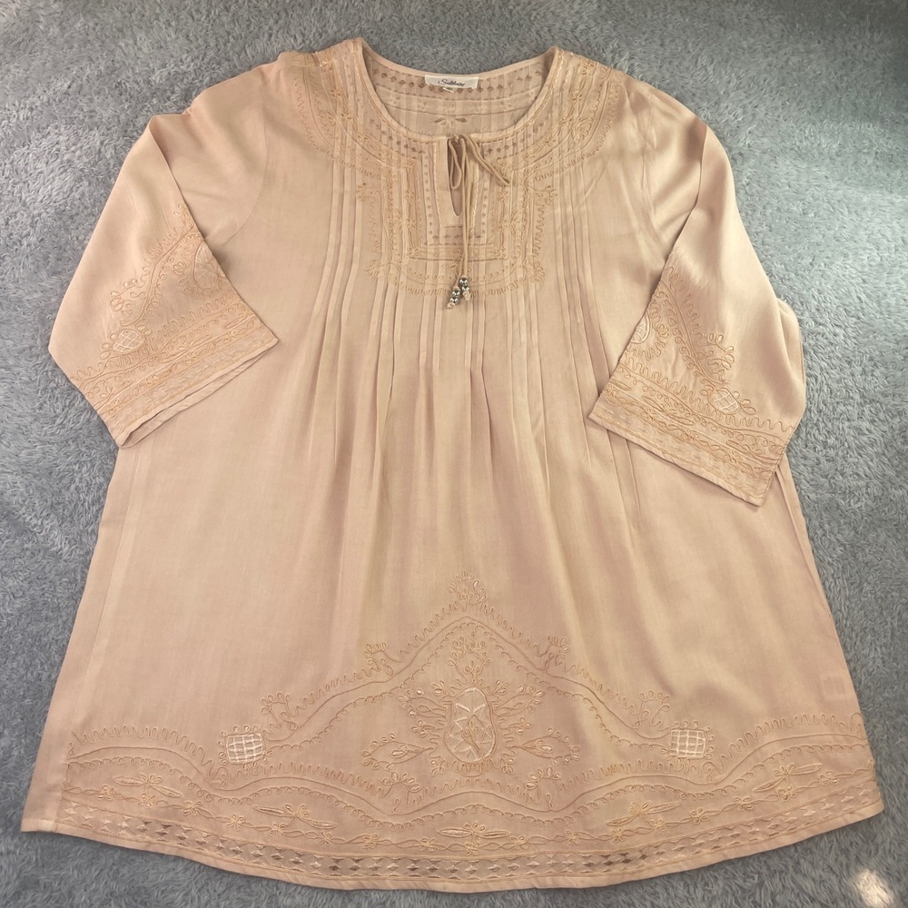 Solitaire Tunic Top Womens 1X Blush Pink Embroidered Pintuck Boho Blouse